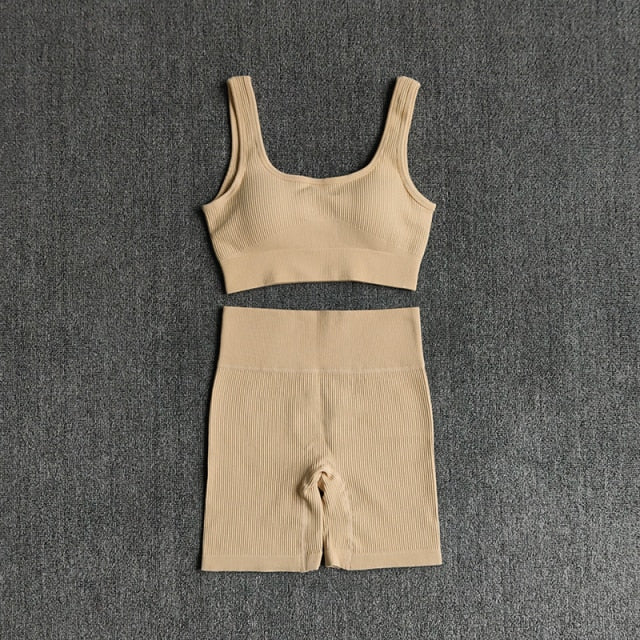 Conjunto Yoga 2 Piezas para Mujer – Sujetador Deportivo + Shorts Seamless, Transpirable