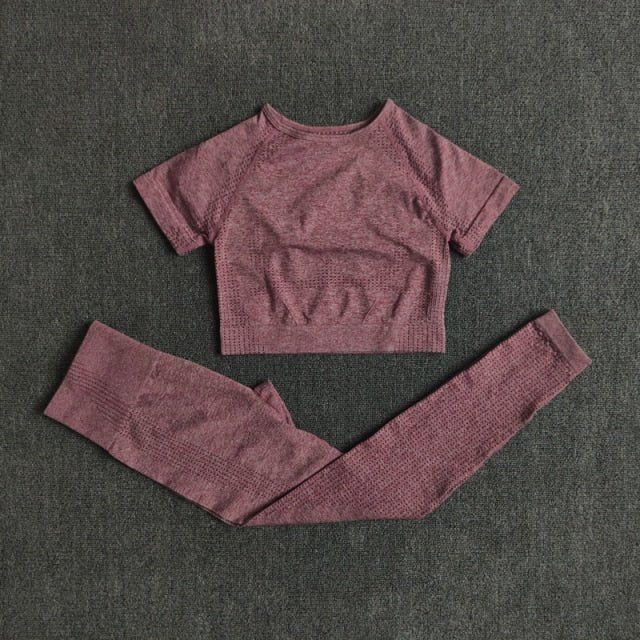 Conjunto Yoga Seamless para Mujer – 2, 3 o 5 Piezas con Crop Top Manga Larga, Corta o Sin Mangas y Leggings