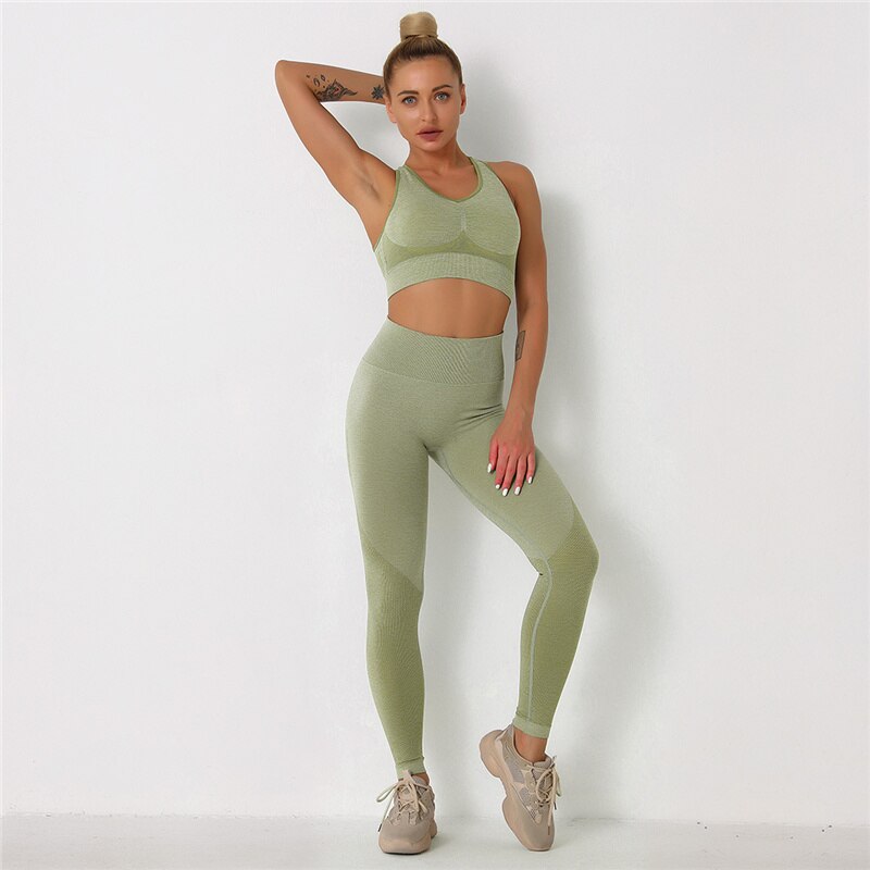 Conjunto de yoga de dos piezas con top y leggings