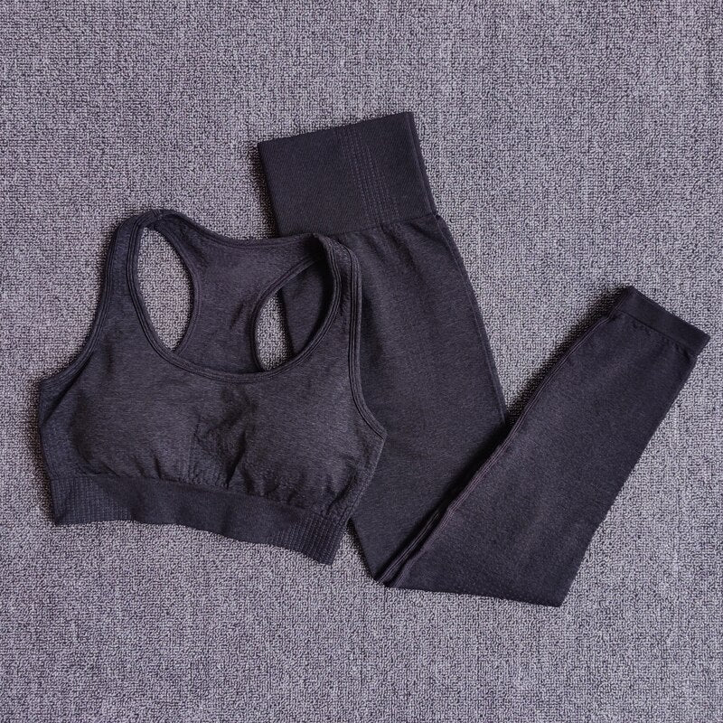Conjunto de yoga sin costuras con top y leggings