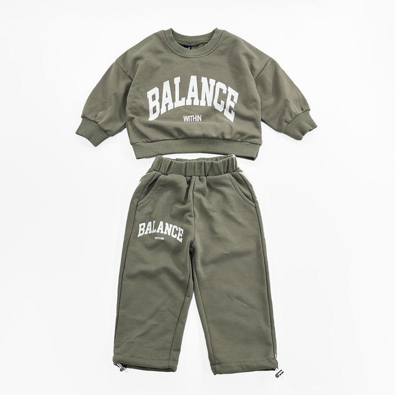 Conjunto de ropa deportiva de manga larga con capucha y pantalón largo