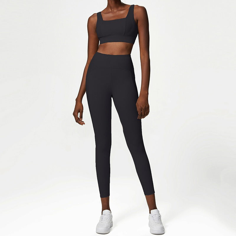 Trajes de yoga europeos y americanos para mujer, conjuntos de fitness efecto desnudo