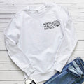 Sudadera con capucha y estampado de letras sobre salud mental