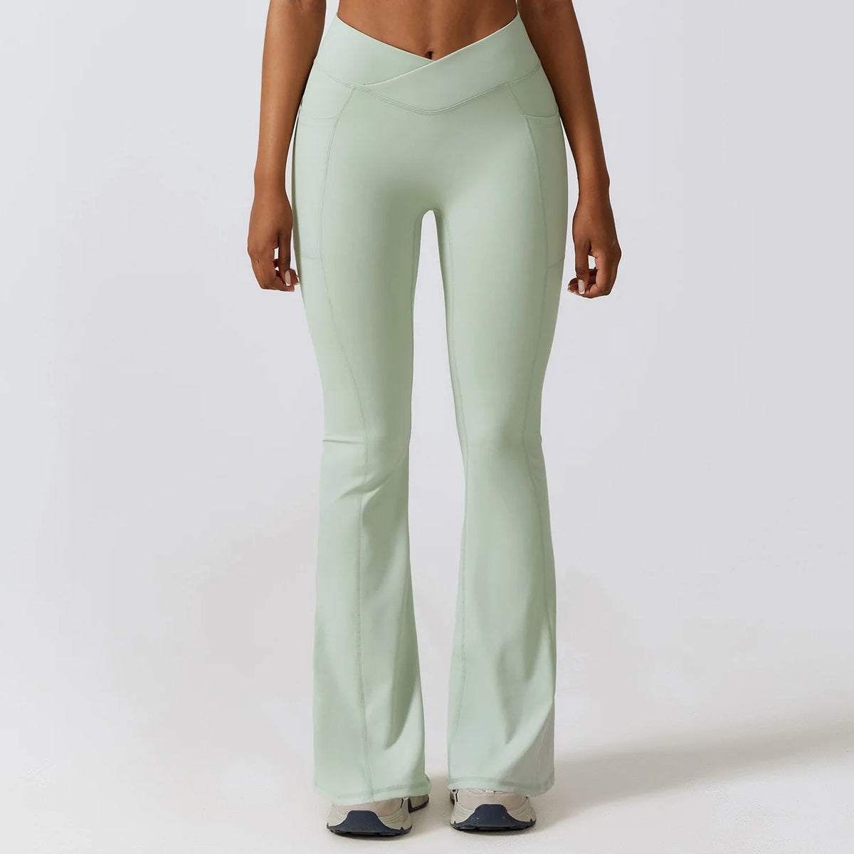 Pantalones deportivos elásticos para mujer, tipo campana, para correr, push up, gimnasio, baile, ropa deportiva acampanada, leggings de yoga de nylon.