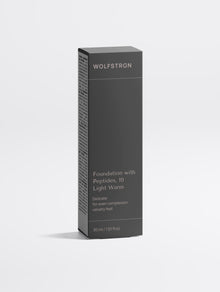 Base de Maquillaje con Péptidos, 10 Light Warm WOLFSTRGN