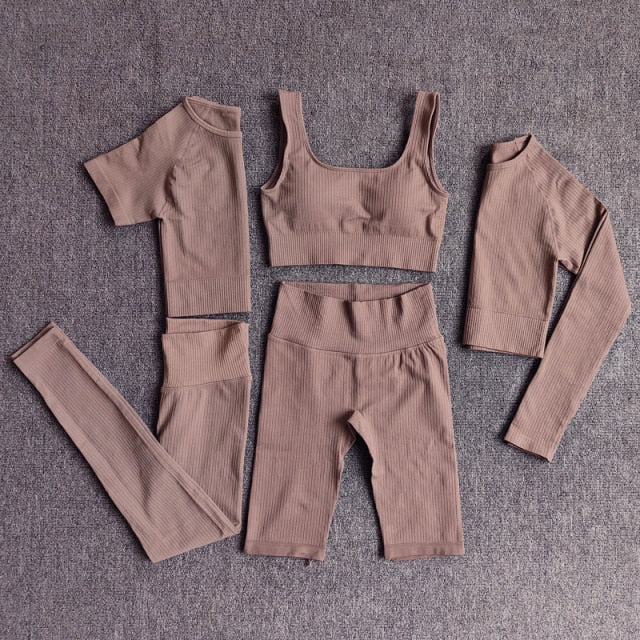 Conjunto Yoga Seamless para Mujer – 3 o 5 Piezas con Legging, Bra y Top Manga Larga o Corta