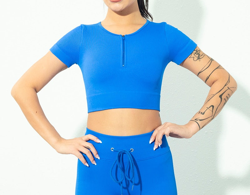 Crop Top Yoga Seamless con Cremallera para Mujer – Manga Corta, Transpirable y Secado Rápido