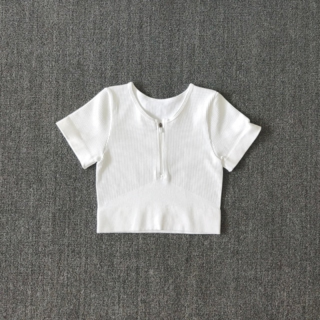 Crop Top Yoga Seamless con Cremallera para Mujer – Manga Corta, Transpirable y Secado Rápido