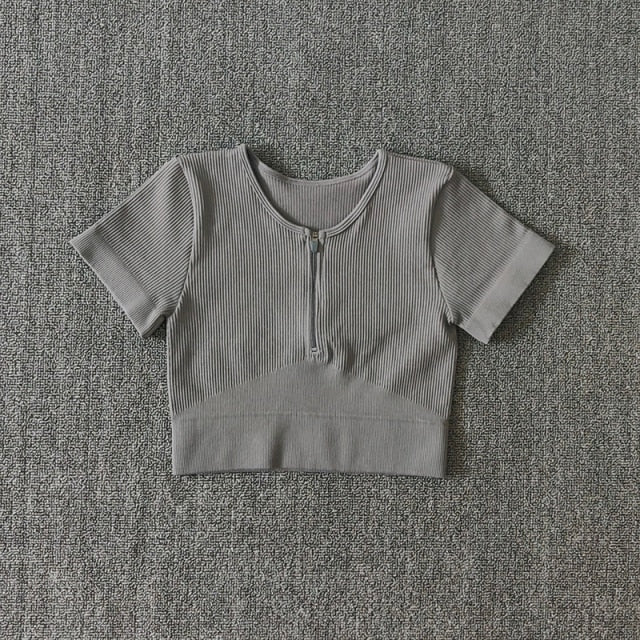 Crop Top Yoga Seamless con Cremallera para Mujer – Manga Corta, Transpirable y Secado Rápido