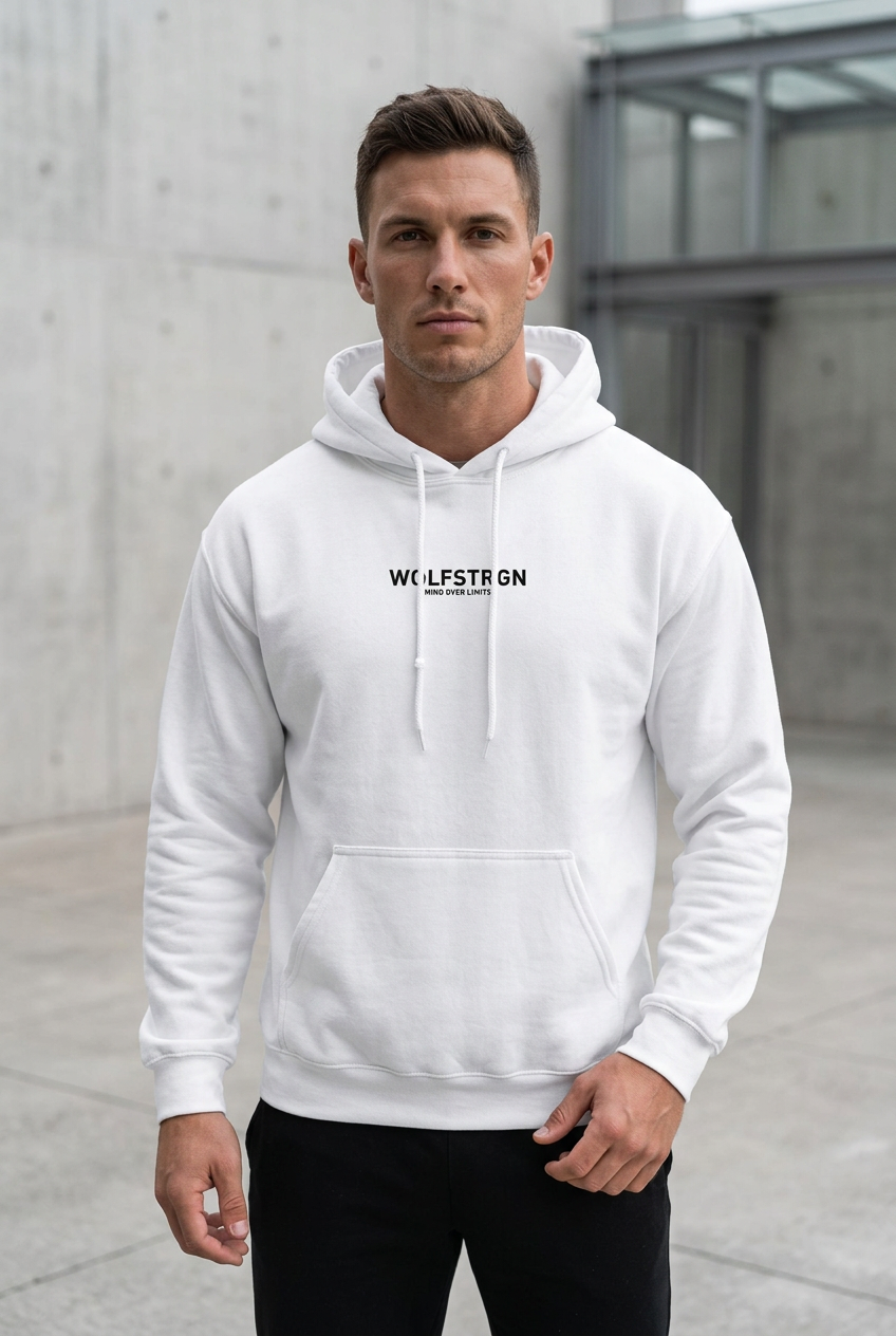 Sudadera WOLFSTRGN con modelo masculino